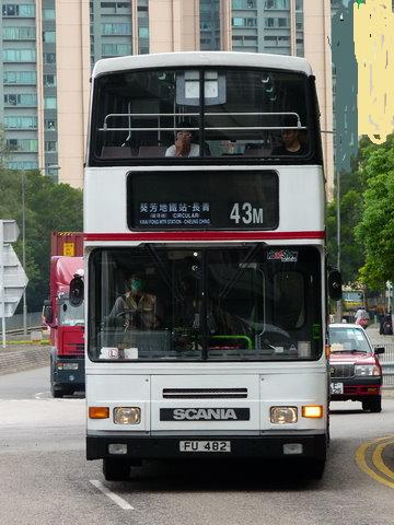 a bus (original).jpg