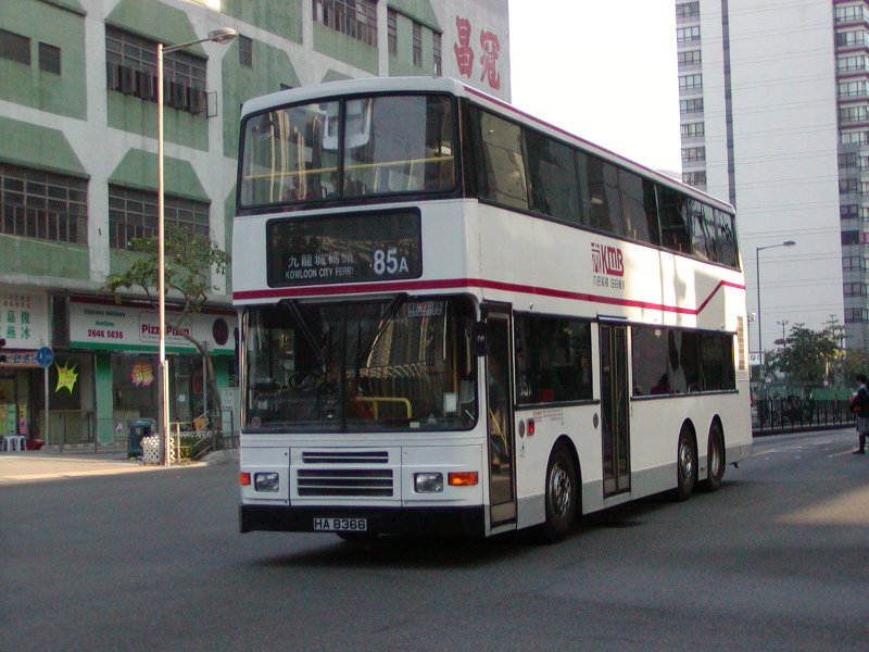 k_av213_2.jpg