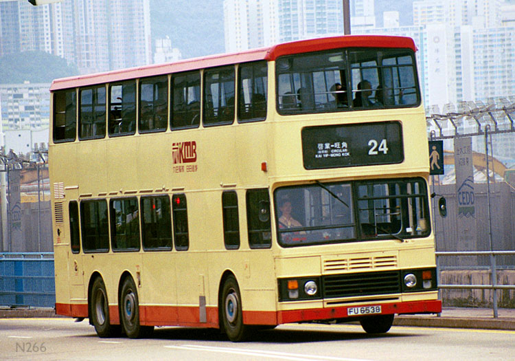FU6538_24_I.jpg