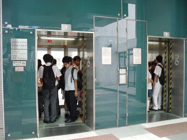 02.jpg