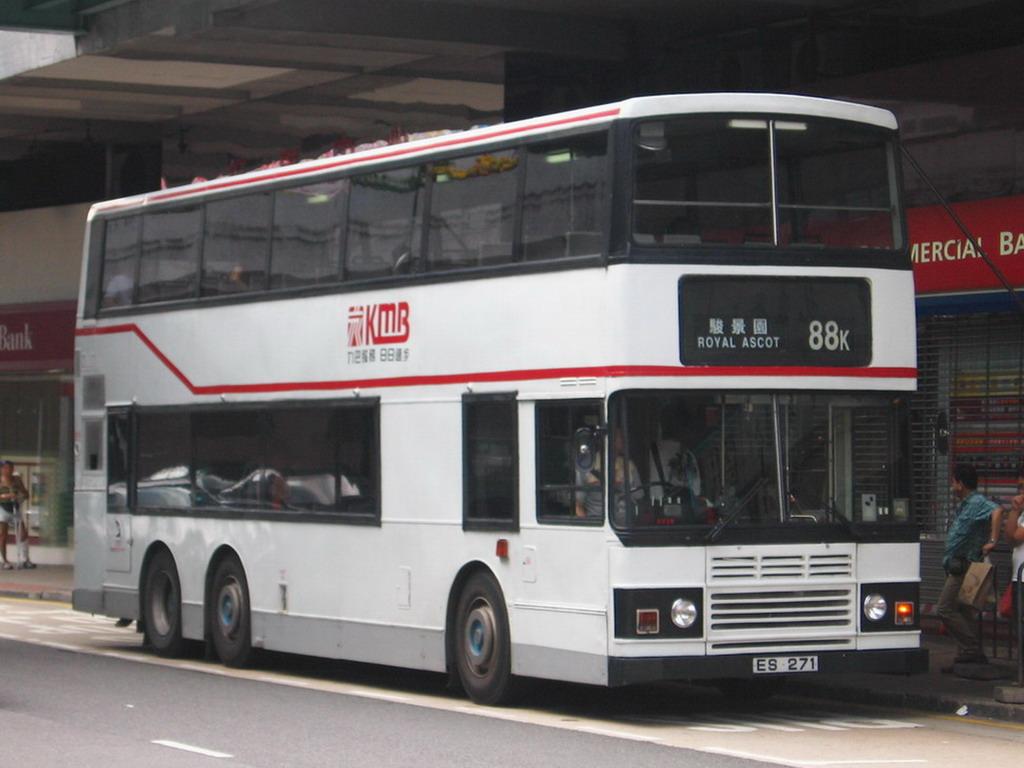 bus17765.jpg