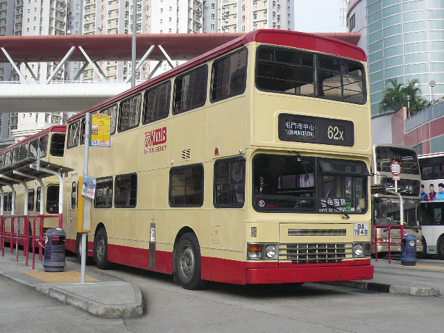 bus 005.JPG