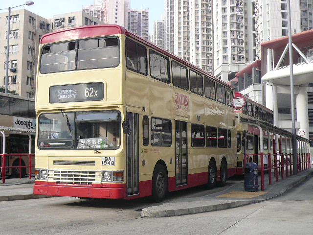 bus 006.JPG