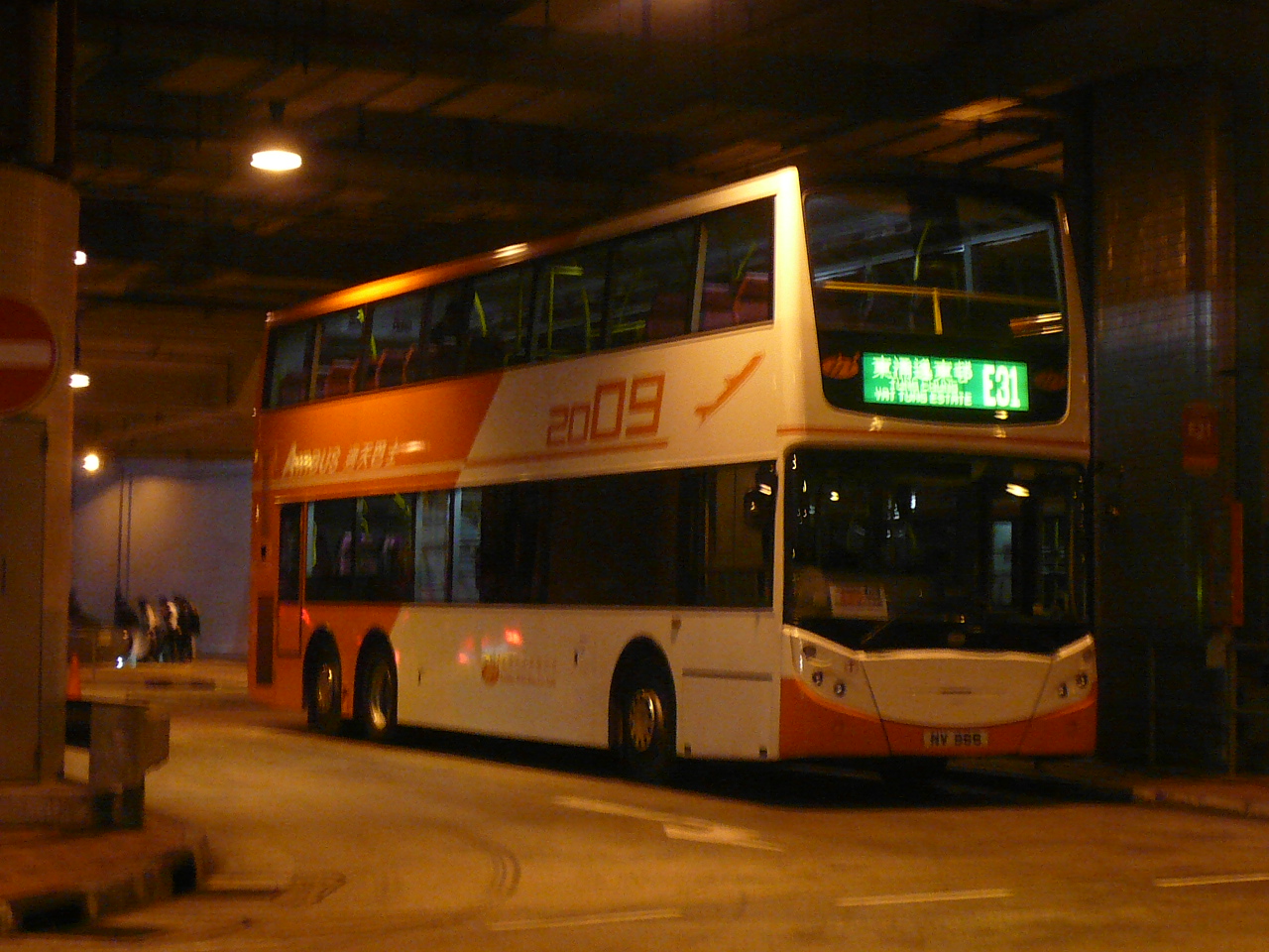 bus 110.JPG
