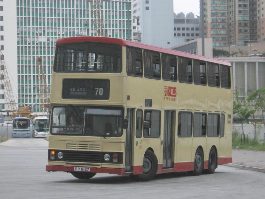 bus16510.jpg