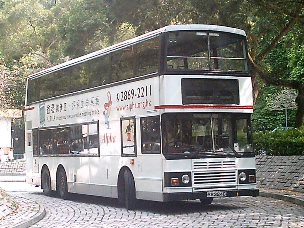 bus15623.JPG