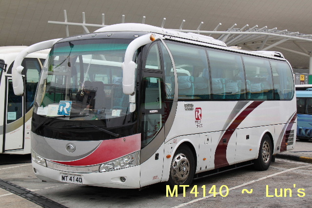 MT4140.JPG