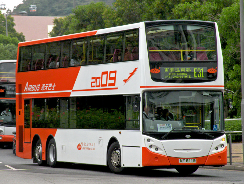 NY6119E31.jpg
