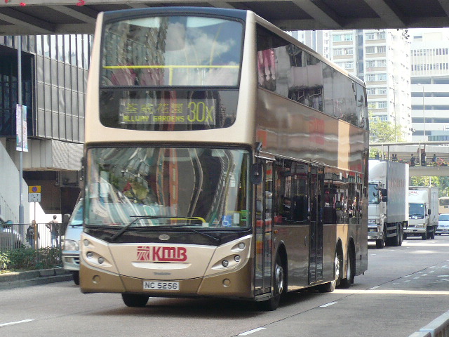bus 008.JPG
