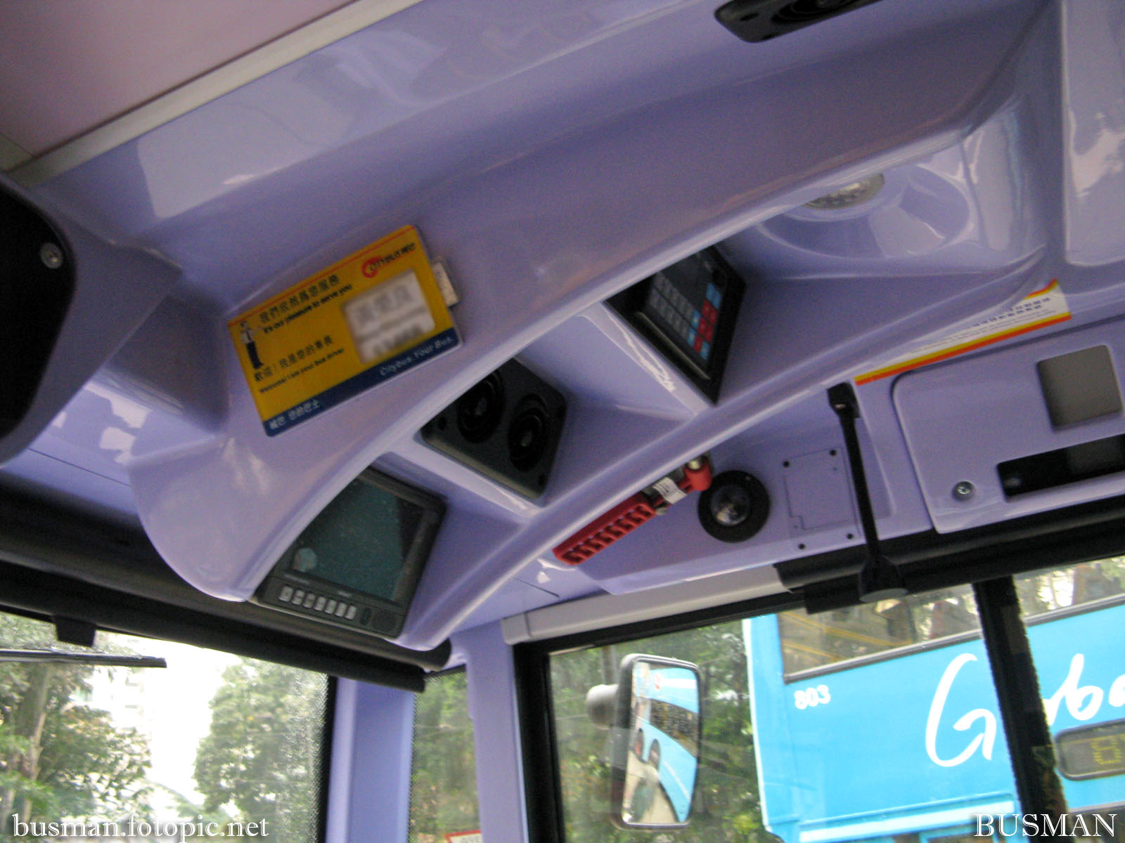 7000-b.jpg