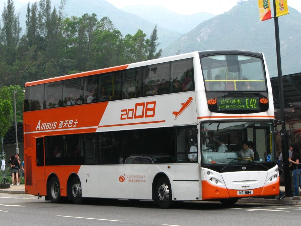 bus18954.JPG