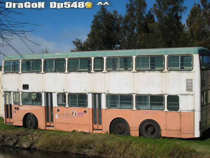 CR4882@X-llbx.jpg