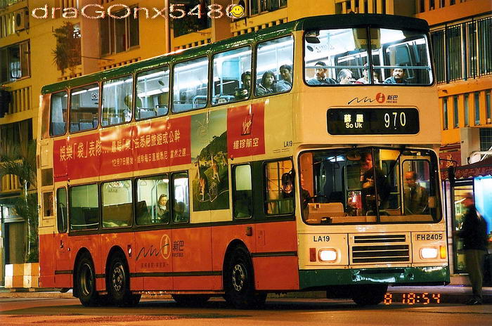 FH2405@970.jpg