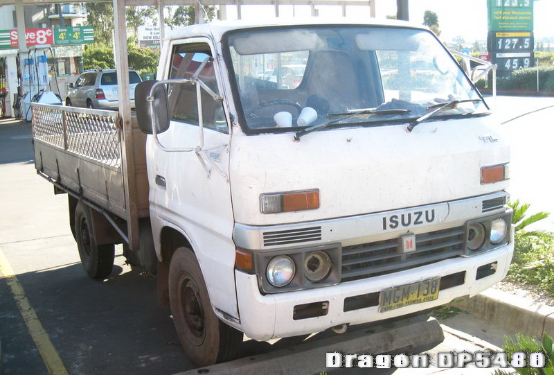 zISUZU-TRUCK.jpg