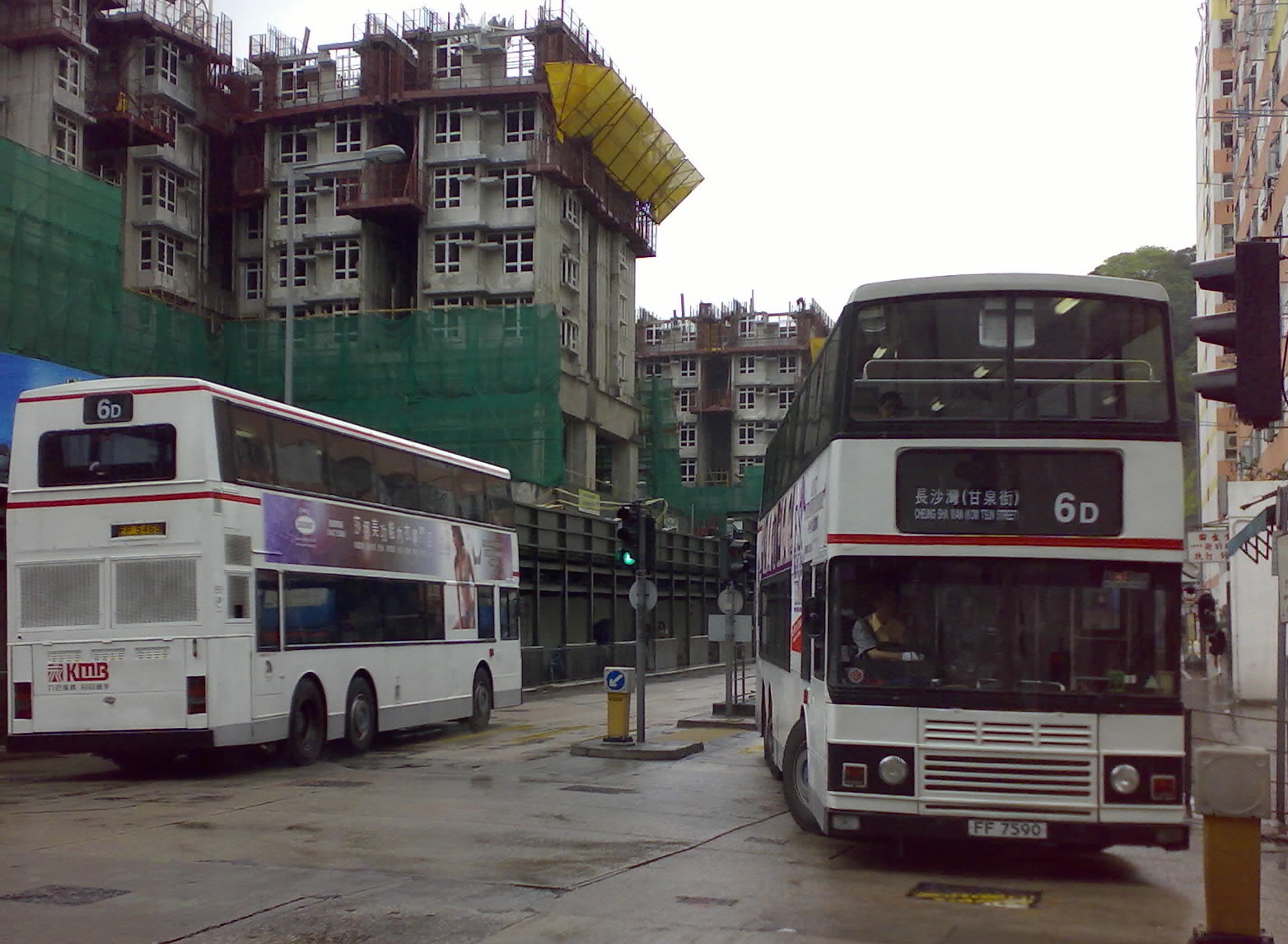 201006022059-001.jpg
