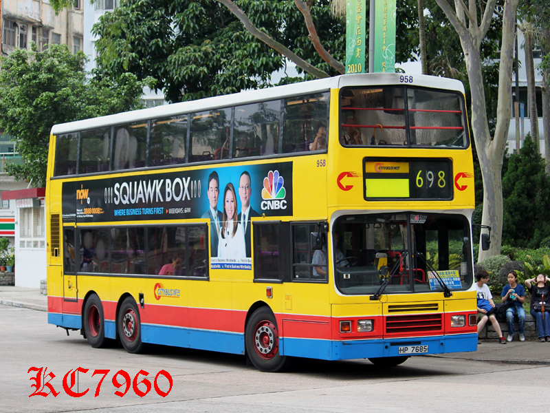 958_698R.jpg