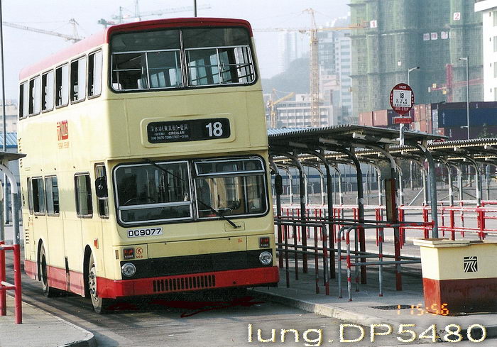 DC9077@18.jpg