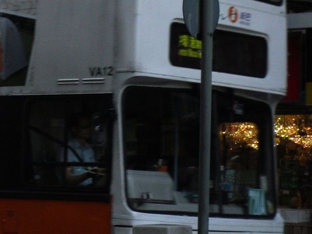 02.jpg
