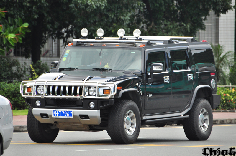 Hummer_H2_1.jpg