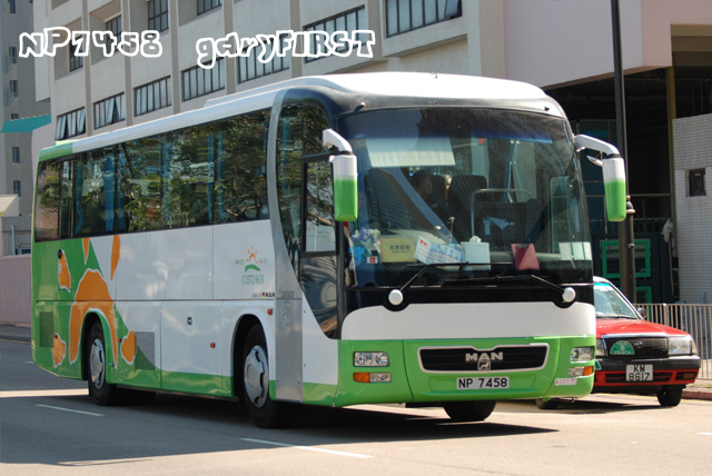np7458.jpg