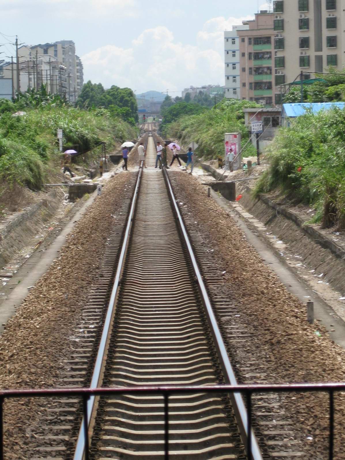 995.jpg