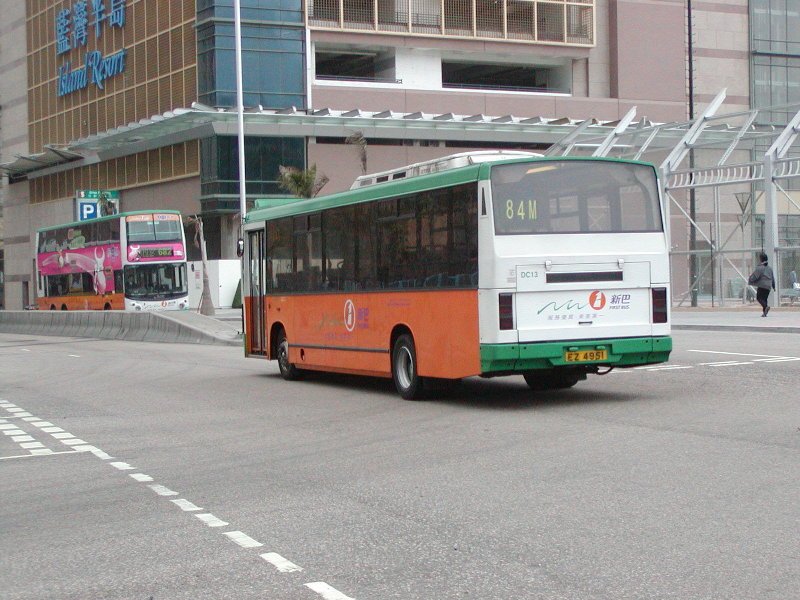 n_dc13_1.jpg