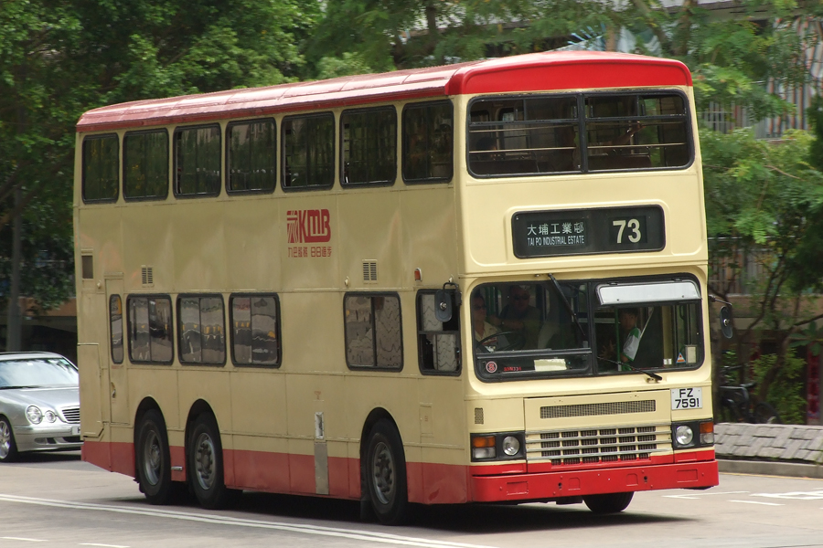 FZ7591@73.jpg