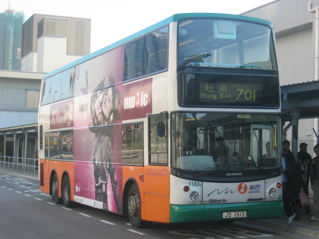 bus13163.JPG