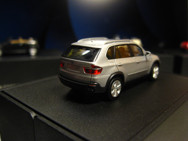 BMW X5 4.8i Silver 2.JPG