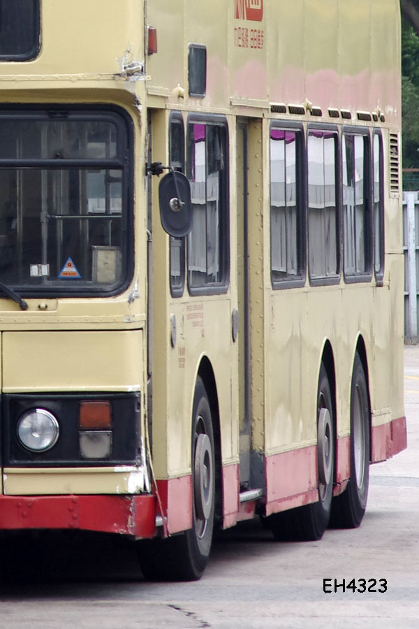 FW7968_73_01.jpg