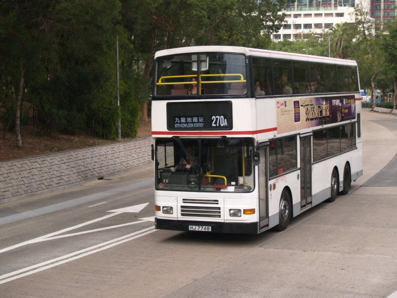 k_av272_1.jpg