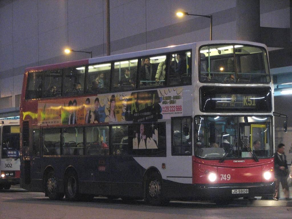 bus18292.JPG