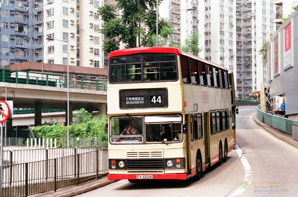 19656_266055743775_555088775_4469382_1415743_n[1].jpg