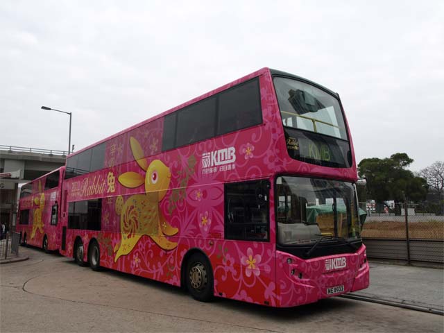 748.jpg