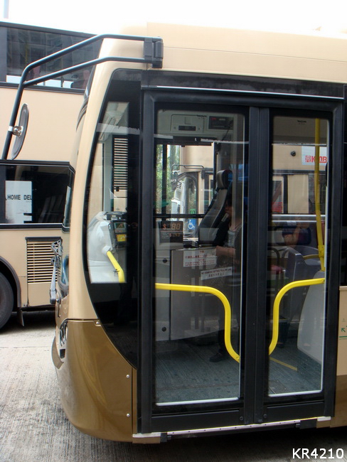PU44587.jpg