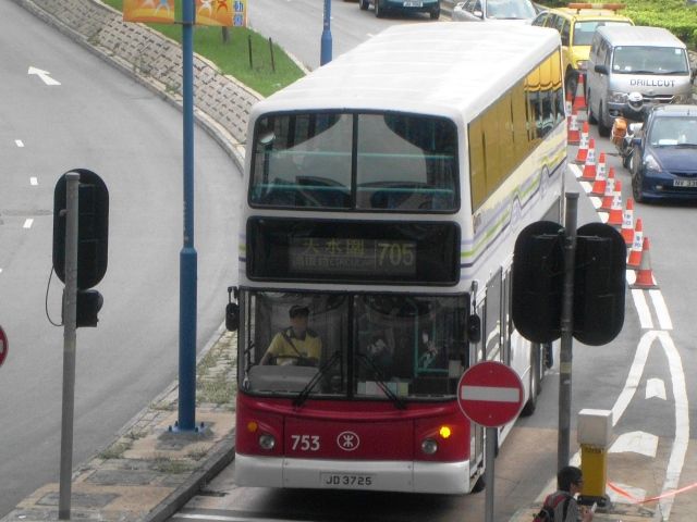 705-03.jpg