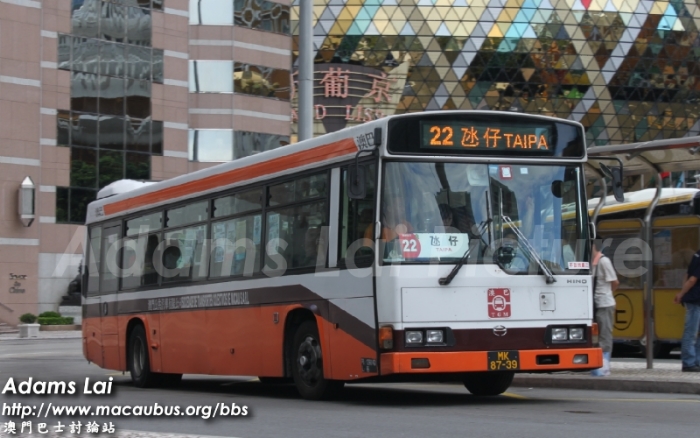 mk8739.jpg