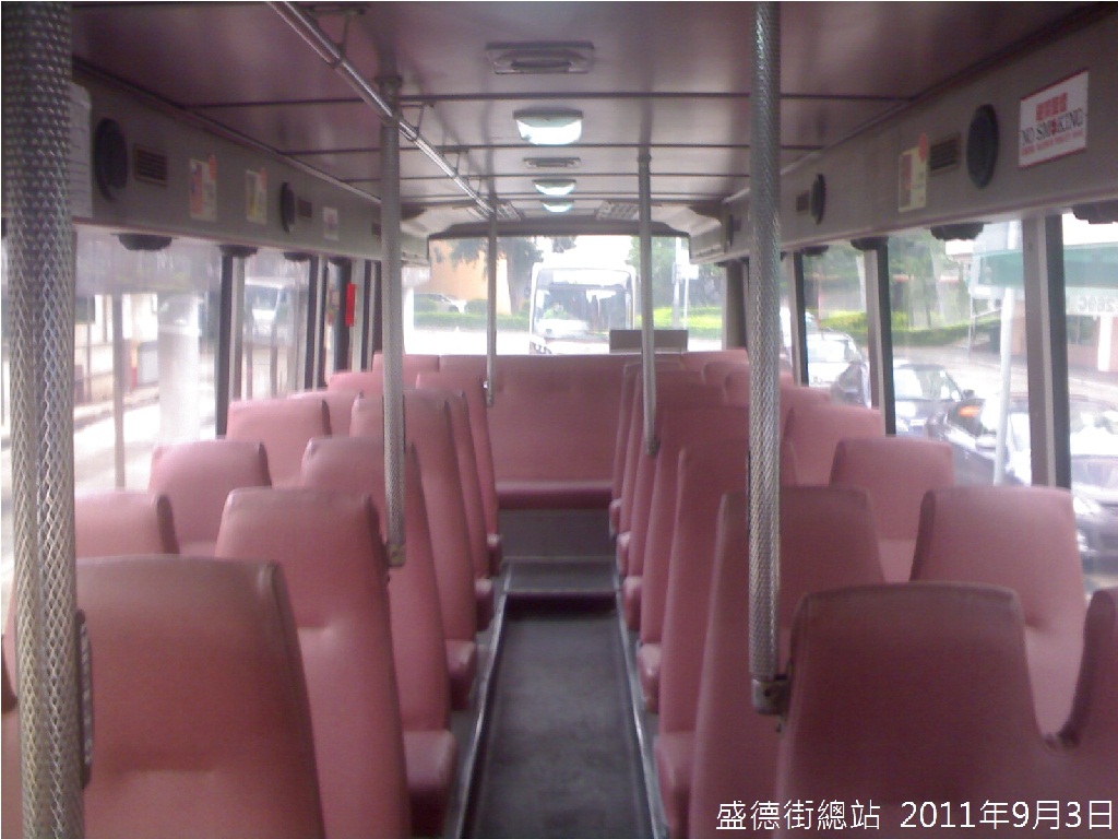 20110903_153128_276_AM169的車廂.jpg