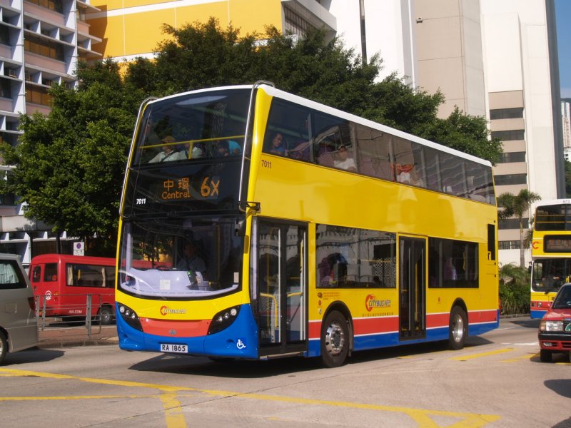 c_7011_2.jpg