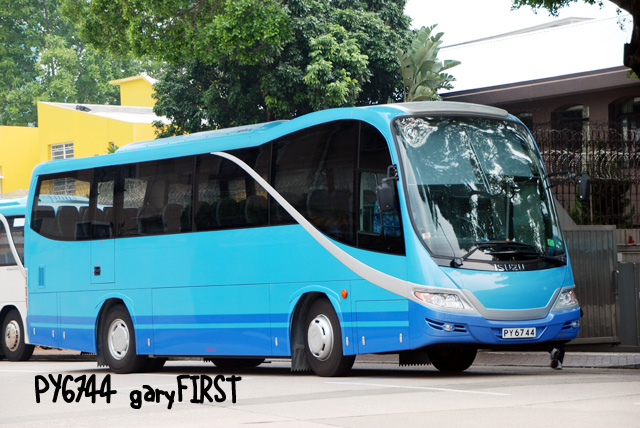 py6744.jpg