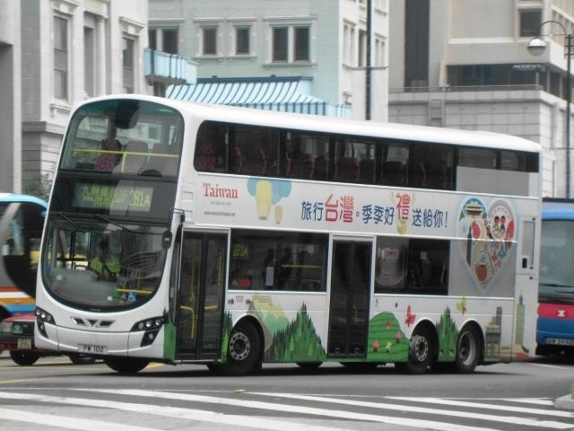 02.jpg