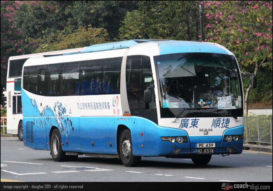 PE439_1.jpg