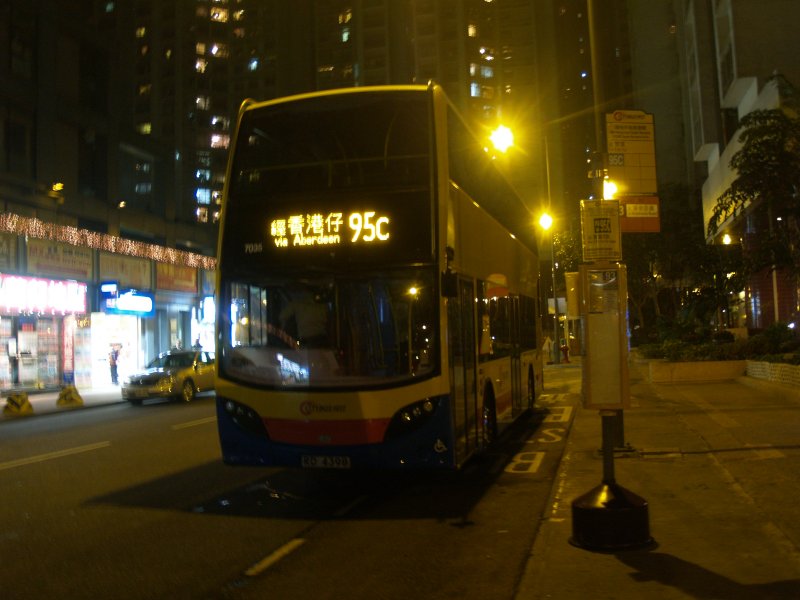 c_7035_2.jpg