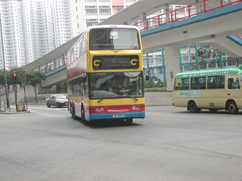 c_2700.jpg