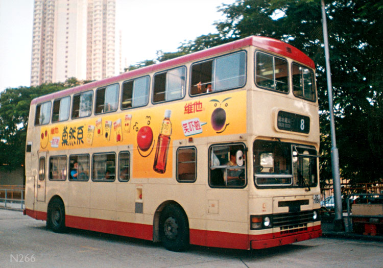 DC7856_8_i.jpg