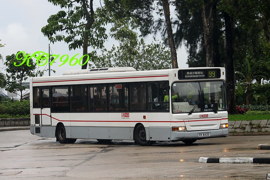 HV8435_99.jpg