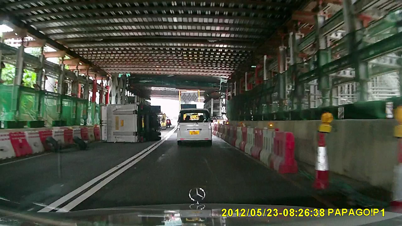 PPG00713.MOV_snapshot_01.58_[2012.05.23_10.44.10].jpg