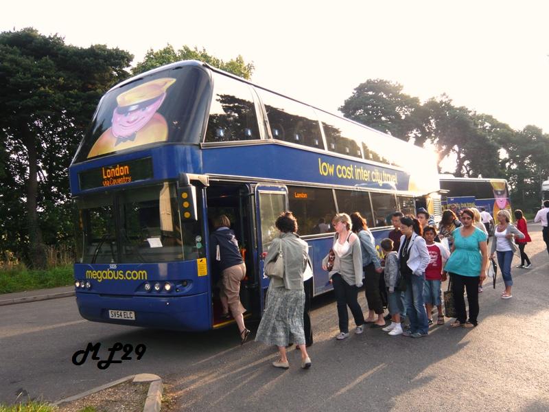 megabus_skyliner1.jpg