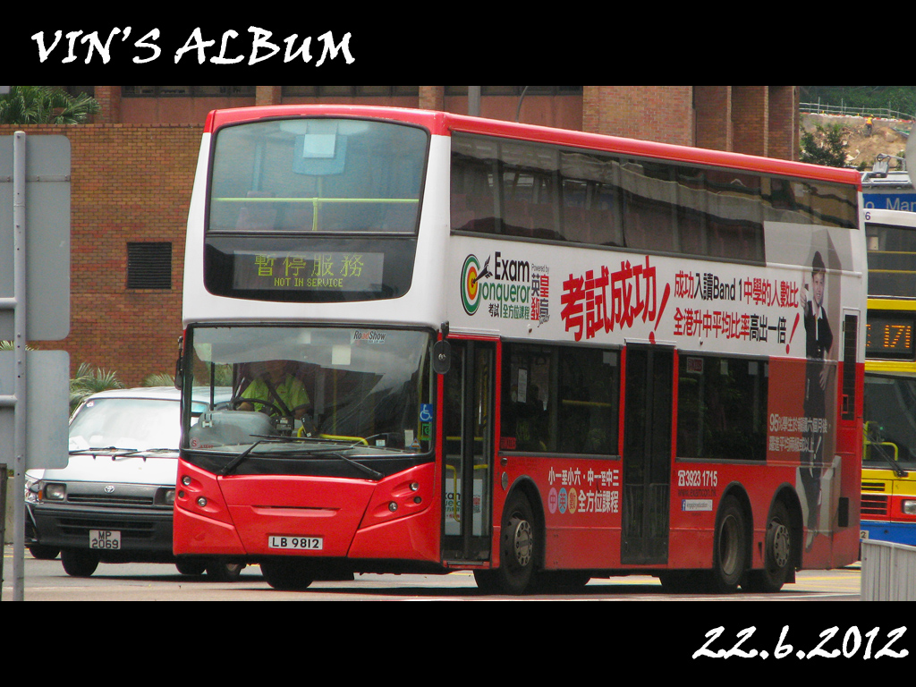 LB9812.jpg
