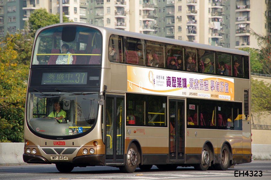 MP8454_37.jpg